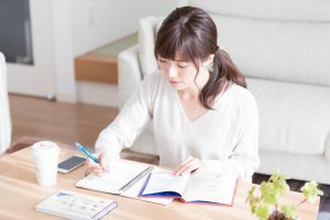 心理カウンセラーになる為の勉強法って？対策すべきこととは