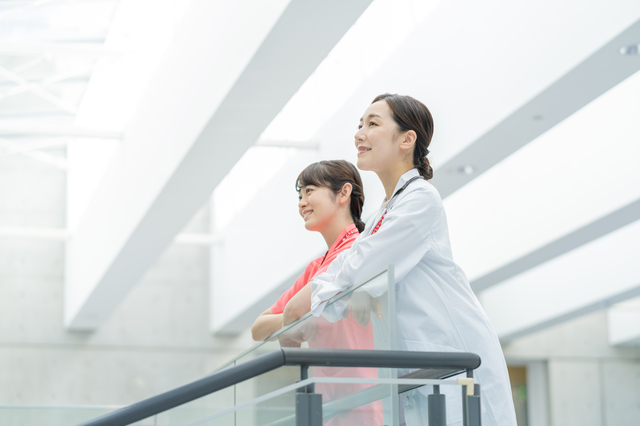 介護福祉士の資格を取得して、介護業界で活躍しよう