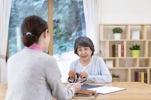 精神保健福祉士から社会福祉士になるには？資格の取得方法を解説