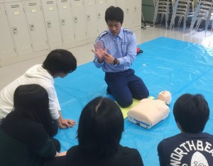 介護　福祉　鍼灸　スポーツ　美容　専門　学校　関西　兵庫　神戸　雰囲気