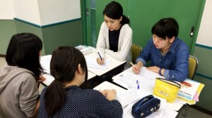 介護　福祉　専門　学校