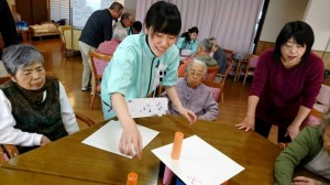 【介護福祉士科】学生達が自分達で考えたレクリエーションを福祉施設で実践★施設レクリエーション③