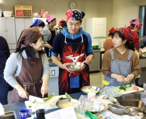 【介護福祉士科】１年生★調理実習の雰囲気を紹介！