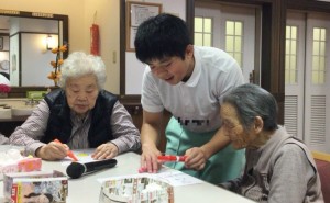 【介護福祉士科】１年生★自分達で考えたレクリエーションを福祉施設で実践③