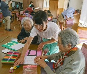 【介護福祉士科】１年生★自分達で考えたレクリエーションを福祉施設で実践④