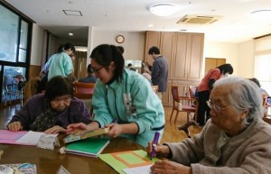 【介護福祉士科】１年生★自分達で考えたレクリエーションを福祉施設で実践④