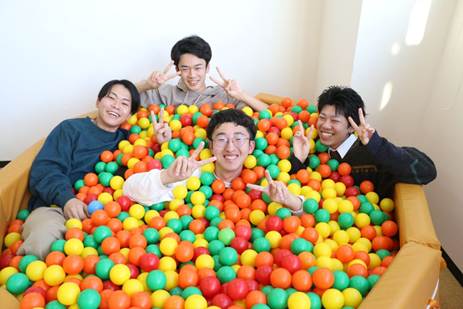 カラフルな卵
AI 生成コンテンツは誤りを含む可能性があります。